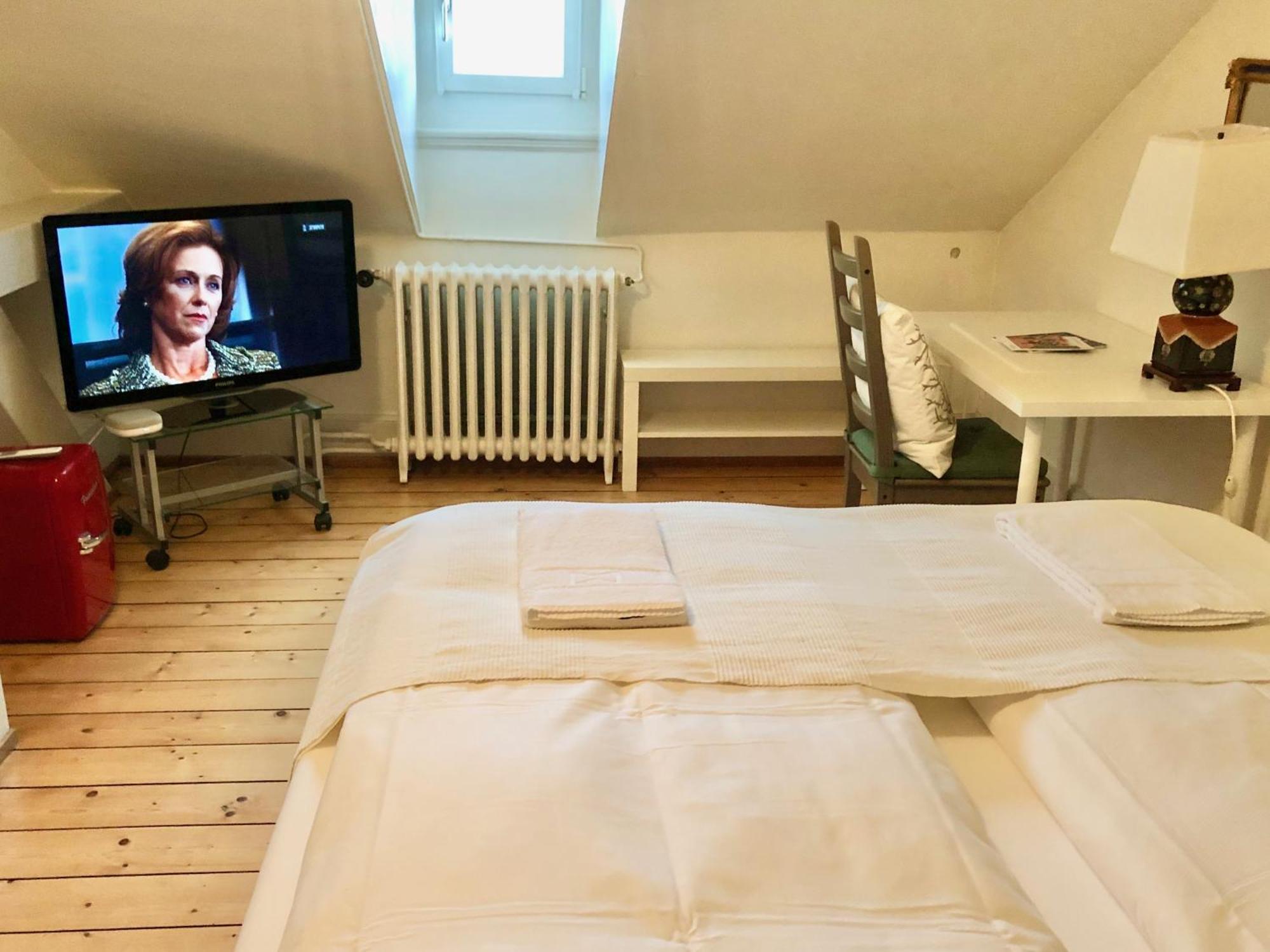 Citylodge St Gallen - 2 Min To Marktplatz Санкт Гален Стая снимка